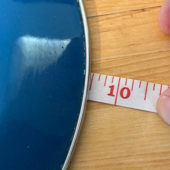 Le Creuset Enameled Blue Metal Lid 8.5” - Picture 3 of 3